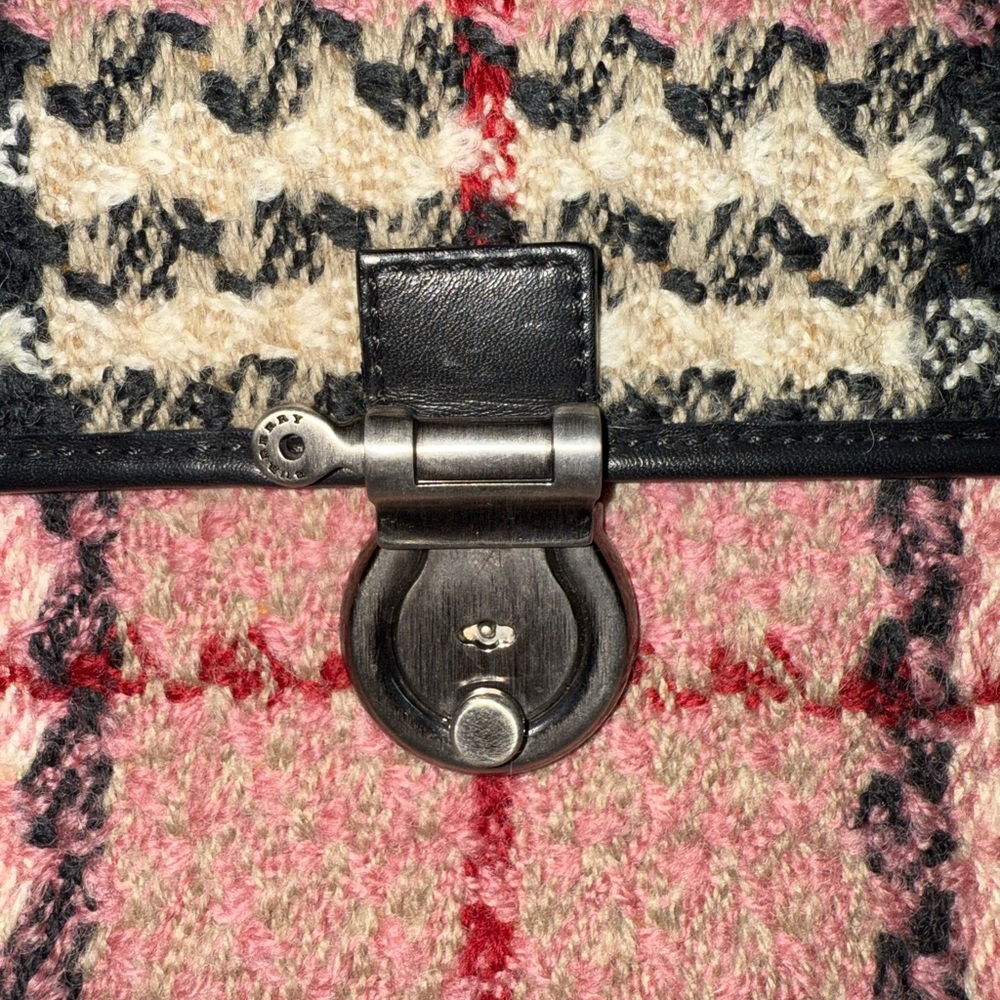 RARE BURBERRY WOOL NOVA KEY HANDBAG 💗 - Picture 4 of 12